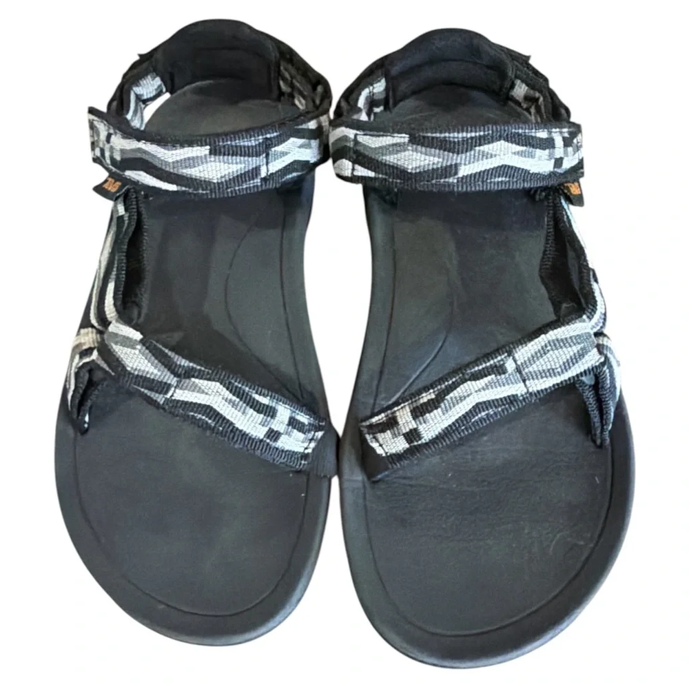TEVA Hurricane XLT Black Gray Strappy Sport Sandals – Size 2 Youth